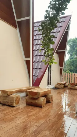 Kansa Campstay Отели в г. Jombang Regency