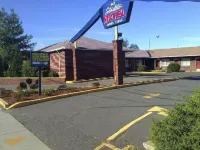 Travelodge by Wyndham Jersey City