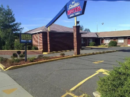 Travelodge by Wyndham Jersey City Отели рядом со станцией Ньюпорт