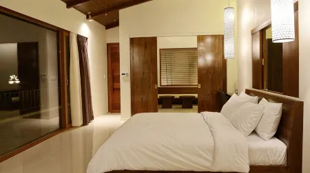 Ulju Noah Pool Villa