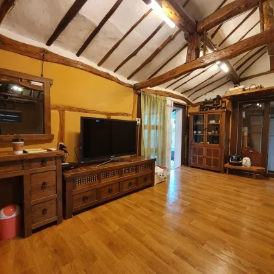 Asan Hanok Four Seasons Pension Hotels near Sun Moon University, Asan Campus