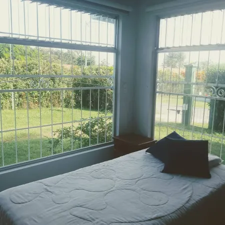 Habitación Y Baño Independientes