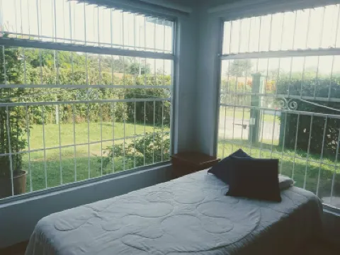 Habitación Y Baño Independientes のホテル