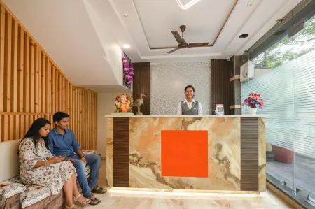 FabHotel Golden Tree