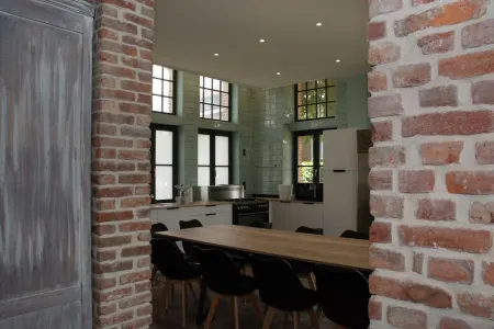 Ein Besonderes Ferienhaus in Einem Ehemaligen Bahnhof in der Nähe von Ypern