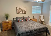 Giddy Up Getaway Hotels in Oakdale