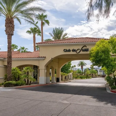 Club de Soleil All-Suite Resort