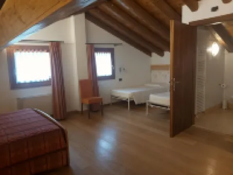 La Casa Vecchia Hotels in Valdobbiadene