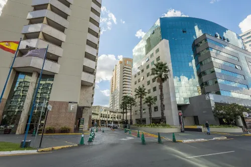 Apt in Condo w/ Pool in Brasilia Hba1905