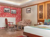 Kolahoi Green Heights Gulmarg