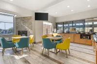 AmericInn by Wyndham New Lisbon - Aamiainen