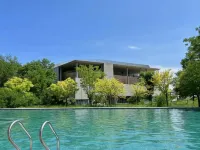 Ting Haiqingsu (Gold Coast Lonely Library) - สระว่ายน้ำแบบอินฟินิตี้