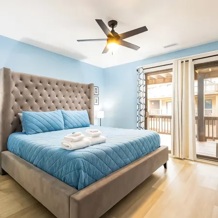 Brand-New Oceanview Townhome · Walk to Beach · Pool & HotTub · Family-Friendly