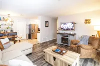 Work Space/King/Patio/Near Airport/Close to I-35