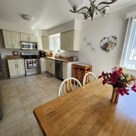 5 Star Amazing Perfect Beach Retreat Just for You.  Cozy, Clean, Comfortable