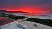 On the Beach Family Beauty...17A - Strand