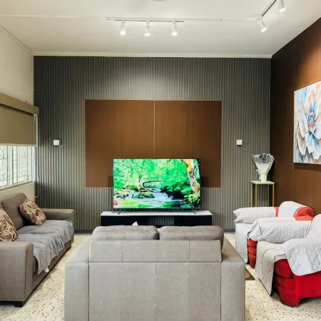 A Classic Heritage Mansion in Melaka | Max 12 Pax & 6 Cars | Walk to Local Restaurants