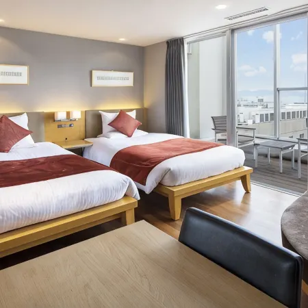 HOTEL MYSTAYS Oita Отели рядом с достопримечательностью «Оита Ховер терминал»