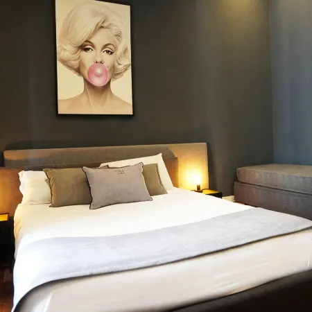 Gram Suites