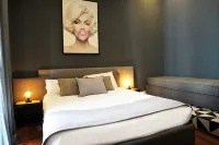 Gram Suites