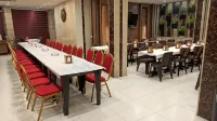 Modern Palace Hotel 1 - breakfast