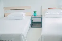 Lingyuan Longting Hotel