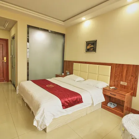 Ren Family Hotel