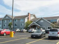 Quality Inn Near Medical Center - parkir