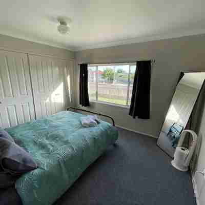 Comfortable 2-Bedroom Home in Mudgee “Rest Easy Mudgee” Rooms