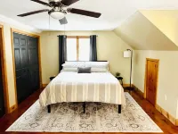 Modern Chalet Near Mt. Sunapee & Lake Massasecum - Alphydda