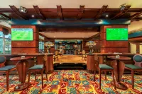 Al Raha Beach Resort and Spa - bar