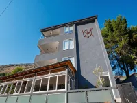 Kronos Hotel Sarande Hotels in Saranda
