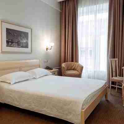 Astor Hotel Rooms