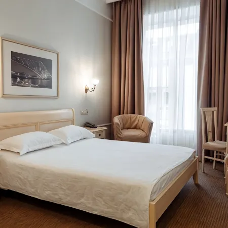 ASTOR Hotel (Астор)