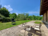New Apartment with Garden in Villa Haritza Close to the Sea エアのホテル