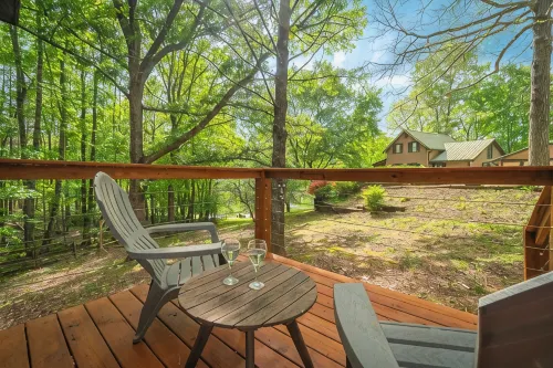 Cozy Waterfront Escape Near Helen & Vineyards Free Night with 3 Night Stay - シャレー