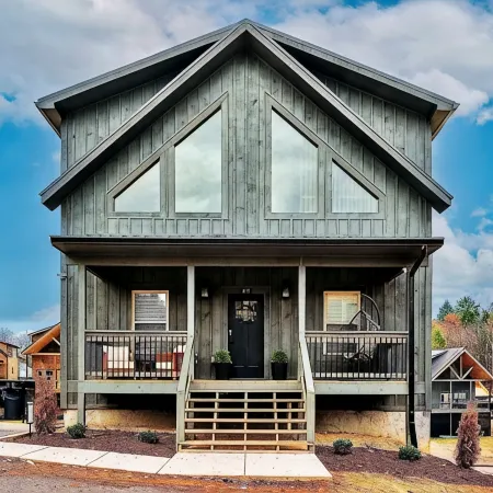 Your Dollywood & Smoky Mountain Days: Indoor Pool, Hot Tub, Theater