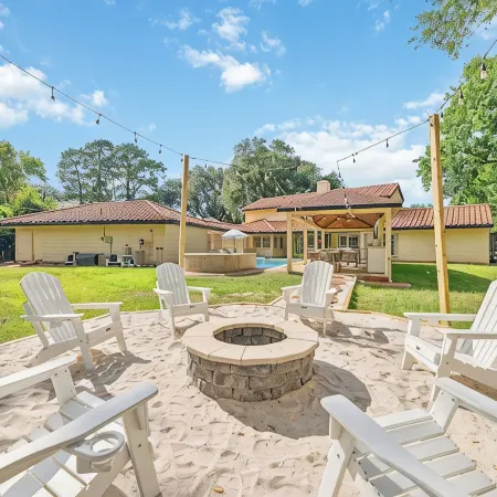 Katy Oasis with Huge Patio, Pool & Game Room