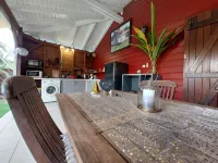 LOVE LODGE GUADELOUPE! Come and recharge your batteries in a Guadeloupean cocoon.