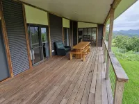 'Infinity Cottage'  - surrounded by orchards, pasture, bush and mountains Hoteles en Wingham