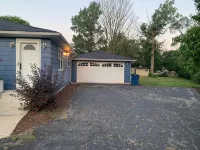 Caitlin's Cottage - Peaceful 2BR Retreat in North Marion