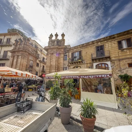 Donna Flavia - Holiday home in the historic center of Palermo