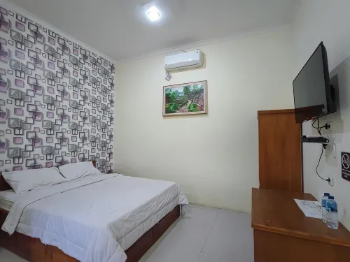 RedDoorz @ Tanakatto Homestay Waikabubak - Wifi