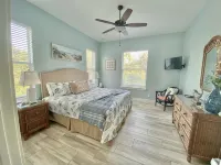 Hidden Treasure - near Beach-Pool- Basketball - Dock available - 10% off weekly!