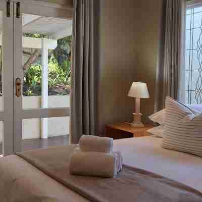 Stylish & Cozy House - 5min from the beach! Rooms