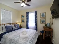 Beachy Bungalow for Family Fun!  Walk to local Beach! Hotels in Warrington