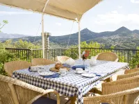 Beautiful Family Villa With Heated Swimming Pool And Stunning Sea/Mountain View キミのホテル