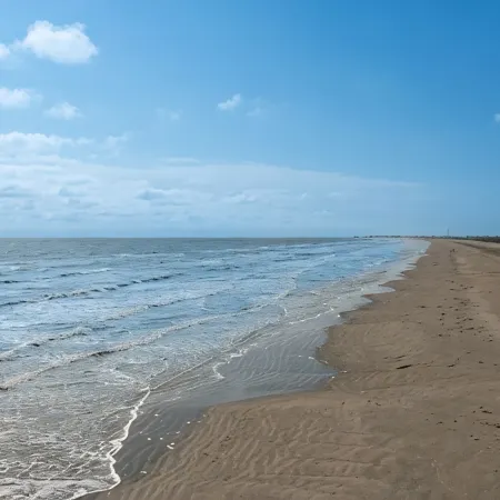 Casa Azul - Family-Friendly Beach Escape in Pointe West – Perfect Summer Getaway