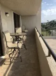 Hudson Hideaway: 2 BR/2 Bath Gulf Front Condo,Stunning Sunset from 27' Balcony