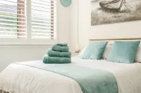 Stone's Throw from Beach and Forest, Country Walks